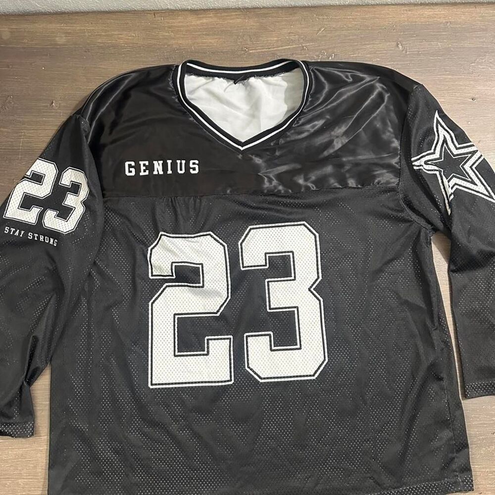 Shein Women's Black and Grey Jersey